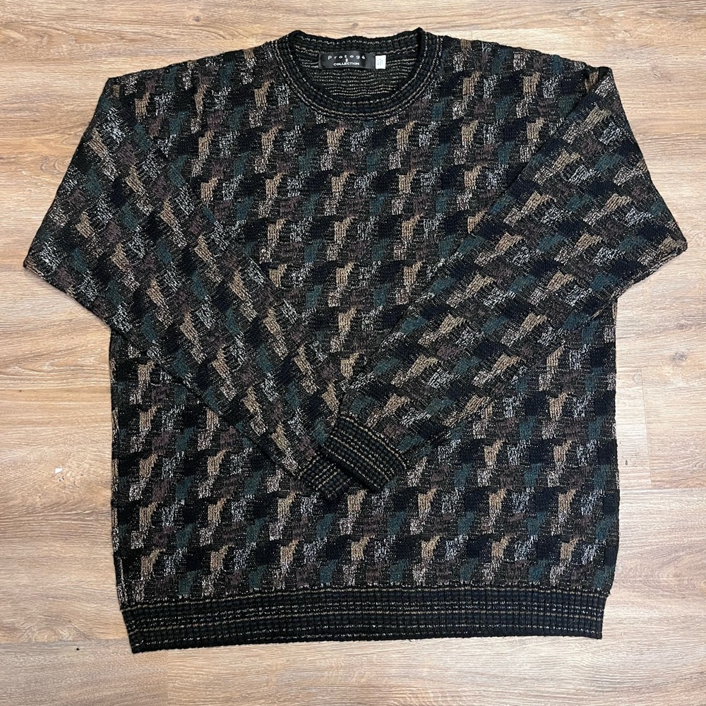 Black and Brown Crewneck Sweater with Classic Style